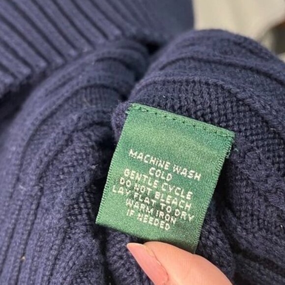 Lauren Ralph Lauren Cable Knit V-Neck Sweater – Navy (Size XL / 1X) - Picture 7 of 7